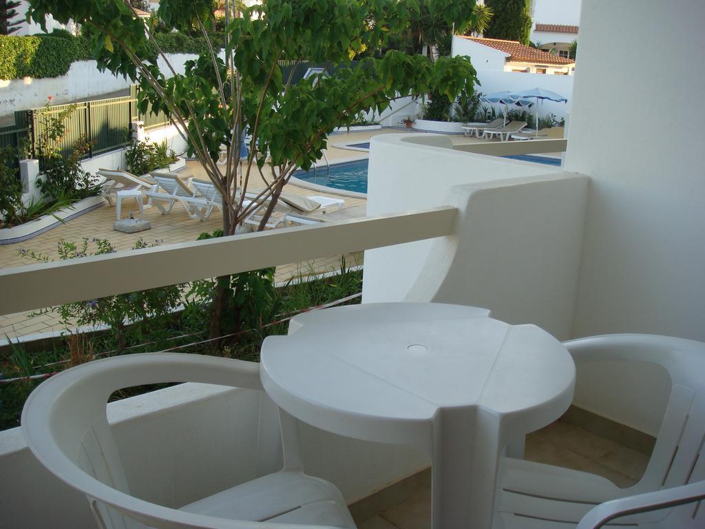 Apartamentos Sonybell Albufeira Oda fotoğraf