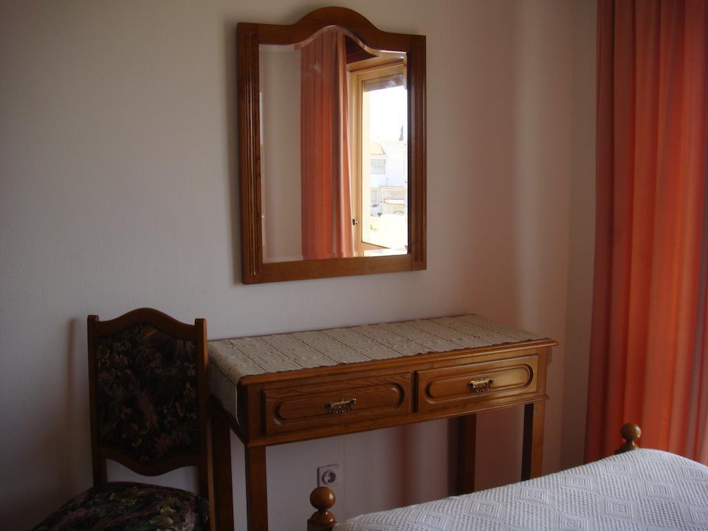 Apartamentos Sonybell Albufeira Oda fotoğraf